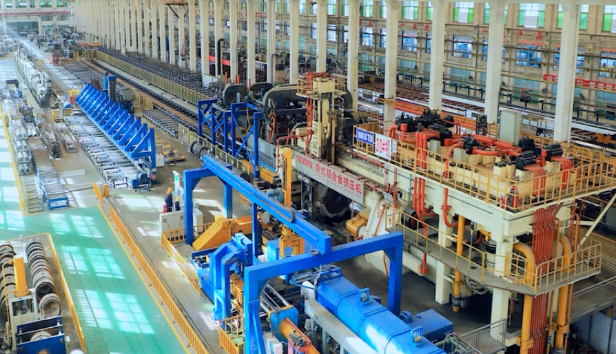 Quais s&atilde;o as raz&otilde;es pelas quais as esta&ccedil;&otilde;es base 5G s&atilde;o constru&iacute;das com alum&iacute;nio industrial?